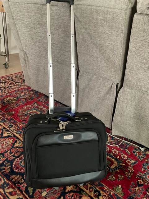 Samsonite Wheeled Overnighter Laptop Rolling Carry-On Briefcase Bag