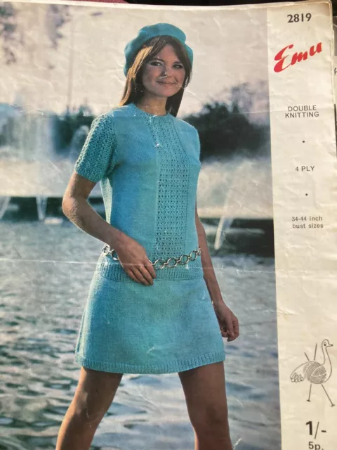 AUTHENTIC 1960'S 4PLY & DK mini skirt & top suit 34-44 bust knitting ...