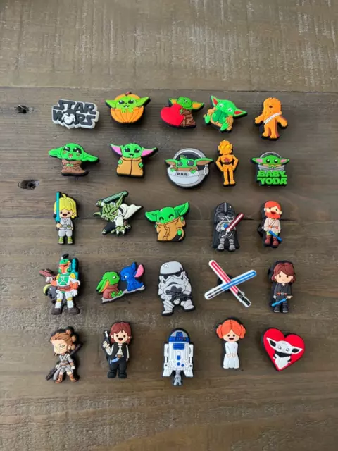 Mandalorian croc charms 2025