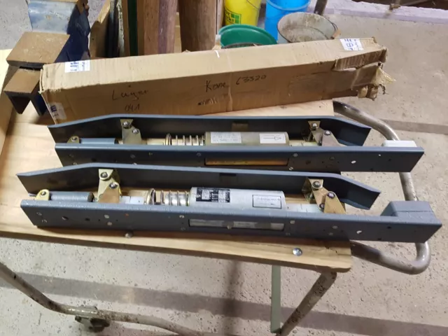 Kuhse V9 Riegelmagnet 180DC für Aufzug usw. Kuhse V9 Riegelmagnet 180DC für Aufzug usw.