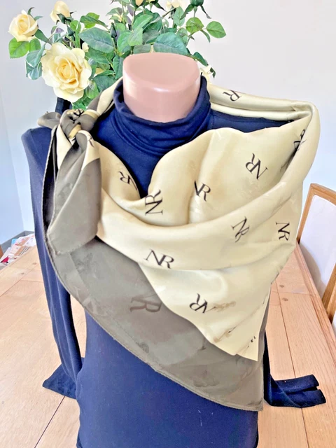 Foulard/Carré/Schal☆En soie CHAMPOR 100%-36g -Hand rolled☆Silk SCARF Shawl