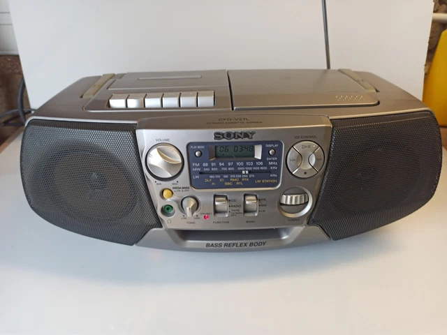SONY - Radio FM-LW-MW/ CD/CASSETTE BOOMBOX 1 Sony CFD-V27L - Bon État Général ✅