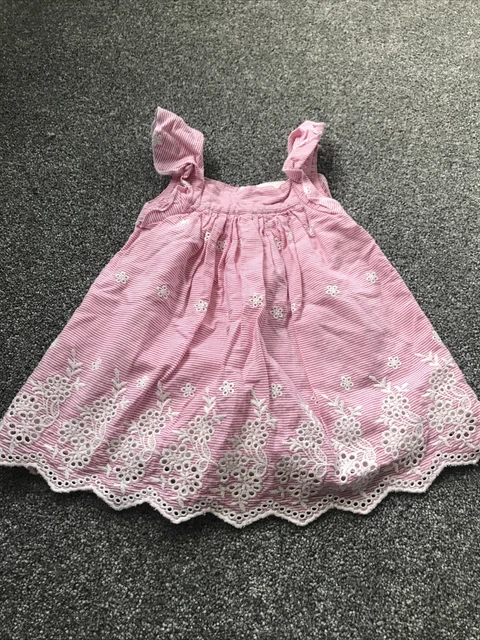Abito a righe rosso e bianco Next bambina con dettaglio floreale bianco; 3-6 mesi