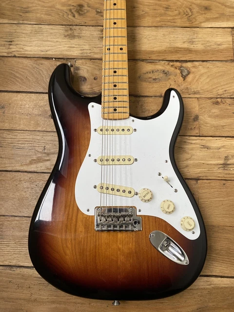 Fender Vintera 50s Stratocaster  Mod - Mexico- Sunburst-2019- Etat Neuf.