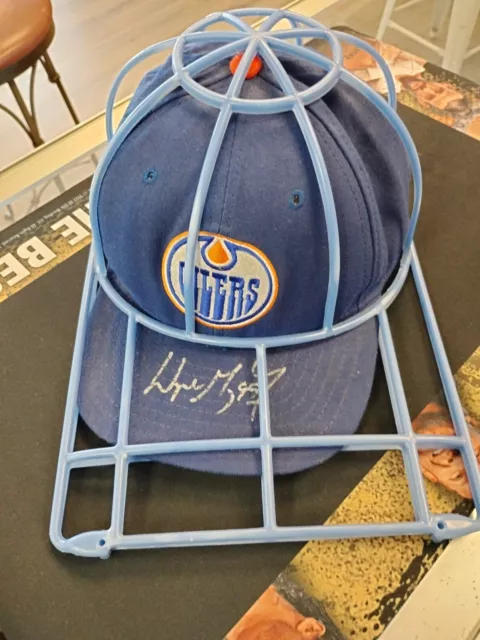 Wayne Gretzky signed Hat /199