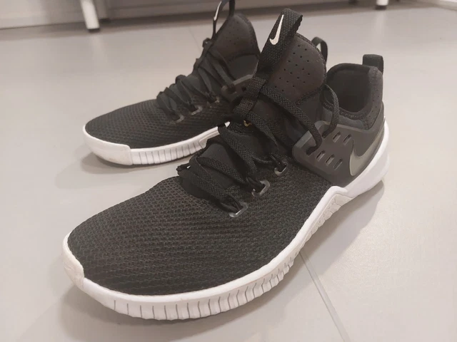Nike Free Metcon Sport Schuhe Herren Gr. 43
