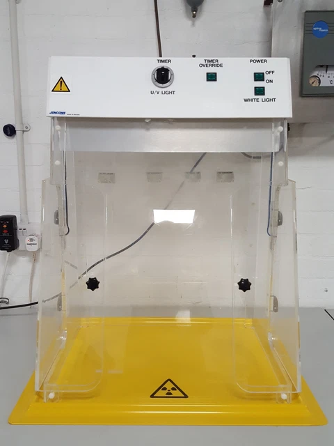 Jencons Model GLE-UVSC UV Sterile Workstation Cabinet / Still Air Lab