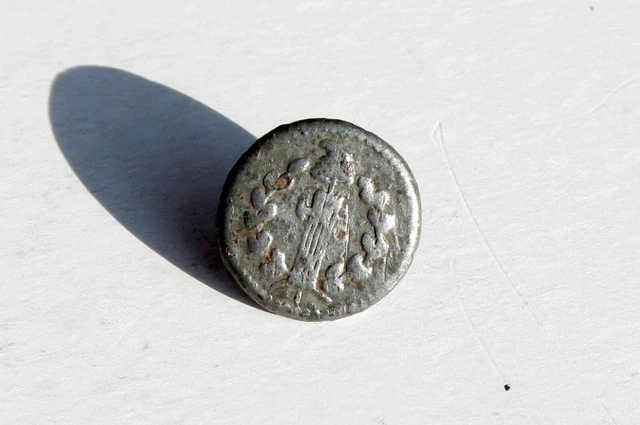 TRES ANCIEN BOUTON UNIFORME - MILITAIRE - FAISCEAU DE LICTEUR + LAURIER - D:16mm