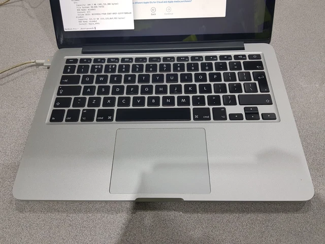 Apple MacBook Pro 13" screen , i5, 2.6ghz (MID 2014), 256GB, 8GB RAM - A1502