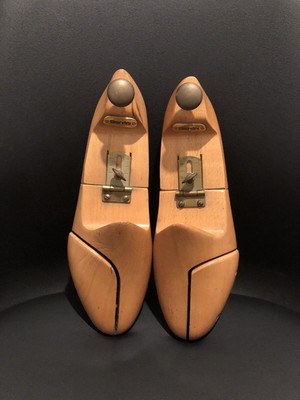 2 paires d'embauchoirs en bois extensibles PARABOOT pointure 11 BOWEN point 43 