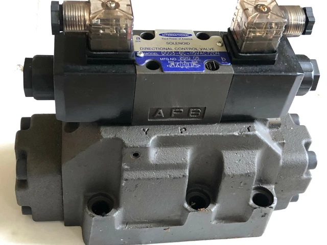 International Dg08-8C-E-10,Dg03-6C-115Vac72Dn Solenoid Directional Valve,Dk,Ap