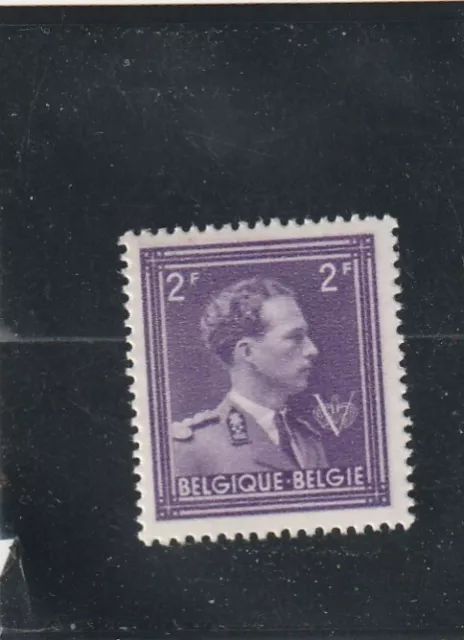 L5348 BELGIQUE TIMBRE N° Y&T 693 de 1945 " Léopold III " NEUF**