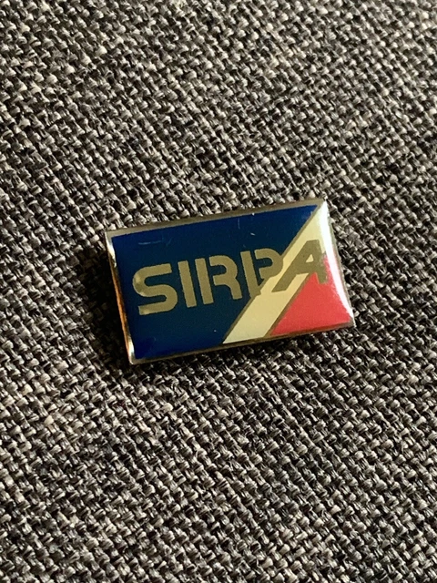 Pin's armée / SIRPA Service d'informations et de relations publiques