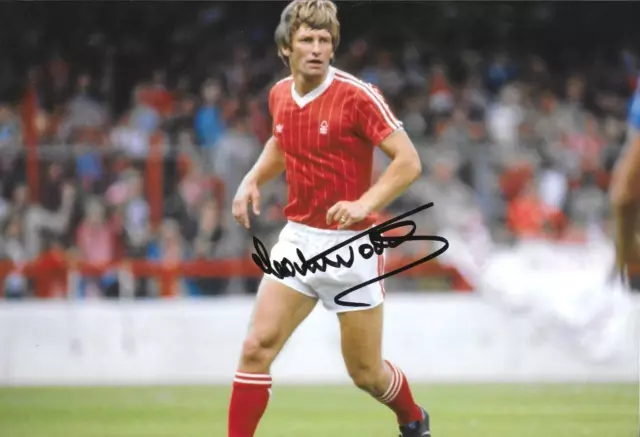COLIN TODD NOTTINGHAM FOREST SIGNED 8 X 12 INCH COLOUR PHOTO - England+