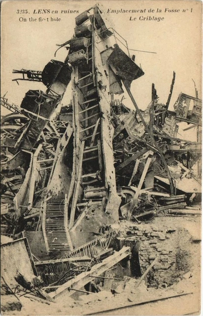 CPA LENS in ruins - Location of the Pit - Le Criblage (44142)