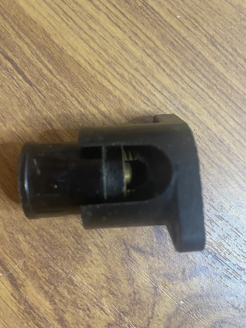 1 Borne FERREL/Legrand  de raccordement de 2 X 30 mm² Cuivre   Avec Patte