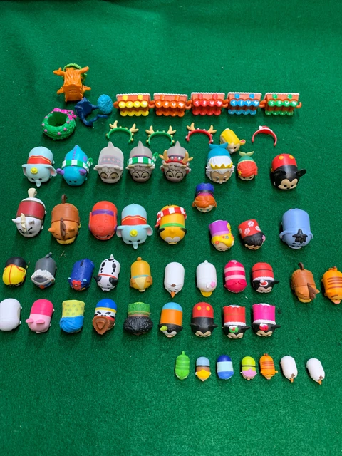 Disney TSUM TSUM Lot of  Figures Accessories & Mickey Mouse and others