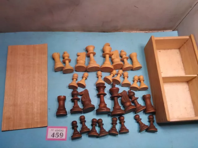Vintage Staunton Chess Set