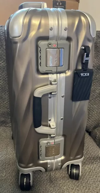 Tumi 19 Degree International Carry On Aluminum 124851-6908 rose gold/silver 3
