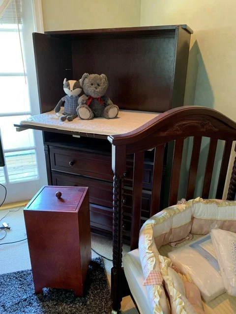 Bellini Baby/Toddler Furniture Set Bellini Baby/Toddler Furniture Set