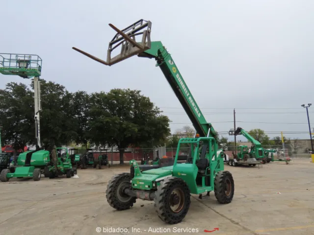 2014 Skytrak 8042 42' 8,000 lbs Telescopic Reach Forklift Diesel