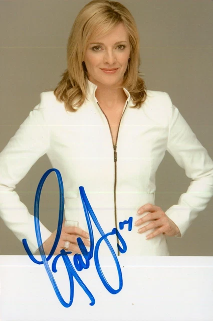 Gabby Logan - Signed Autograph