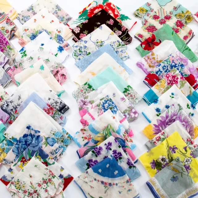 Vintage Hanky Hankie LOT of 67 ALL FLORAL Flowers Old Scalloped Fabric 1950s