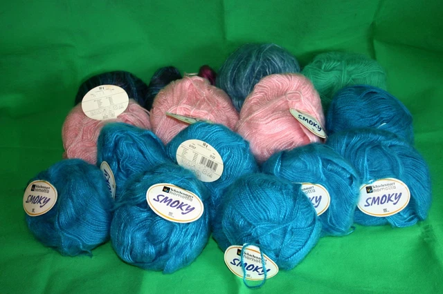 Konvolut ca. 820g bunt gemischter Wolle, mit Mohair, Schachenmayr