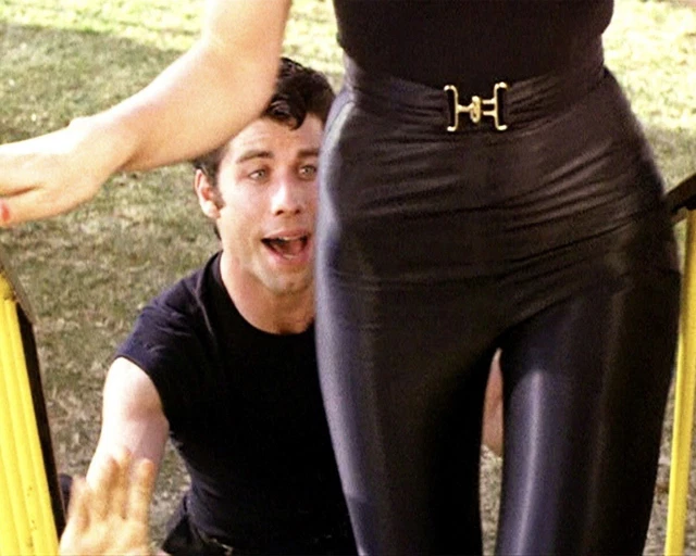 OLIVIA NEWTON-JOHN 8x10 PHOTO GREASE Iconic DEATH JOHN TRAVOLTA