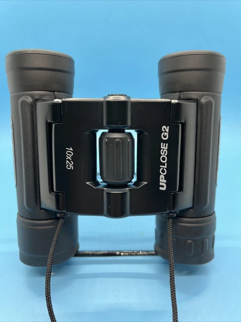Celestron Upclose G2 10x25 binoculars with case