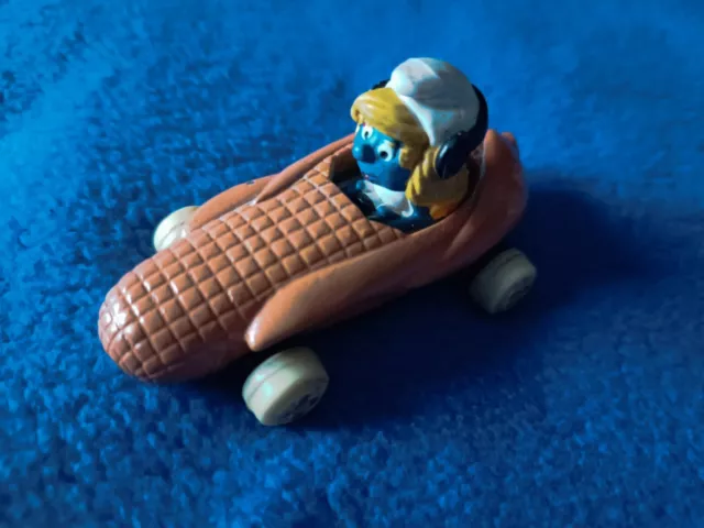Smurfette auto ESCI 1/43 Die Cast Metal Vintage Garage Puffetta Maize Cob car 83