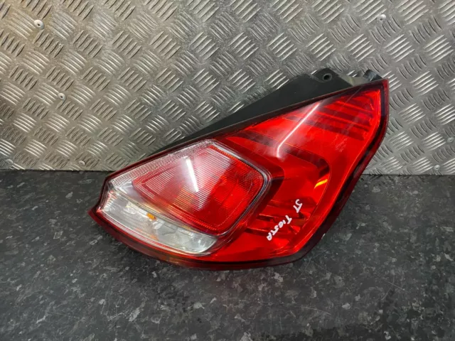 13-17 Ford Fiesta ST MK7 Facelift~ OS Drivers Right Rear Tail Light ~ C1BB13404A