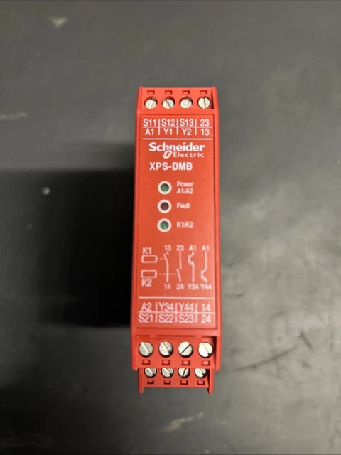Relais De Sécurité Telemecanique Preventa XPS-AK XPSAK311144P - Arrêt D'urgence, Occasion Professionnel