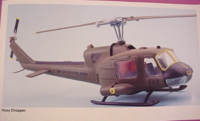 Monogram 1:64 HUEY CHOPPER UH-1B Bagged Kit Snap Tite YOUNG MODEL BUILDERS CLUB
