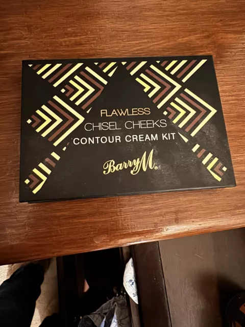 Barry M Flawless Chisel Cheeks Contour Cream Kit Palette 14.5g