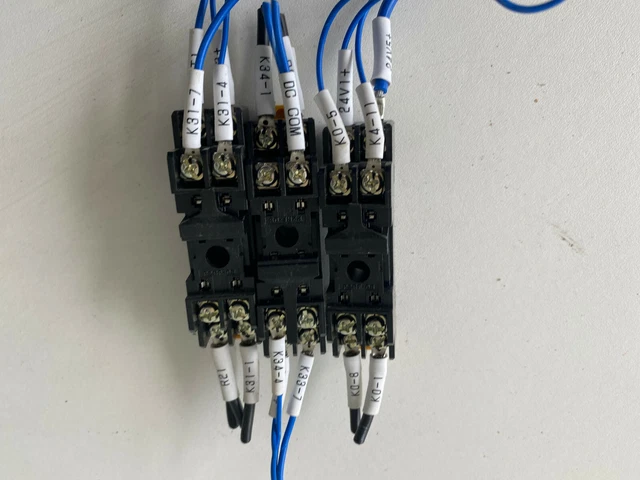 Omron P2PF-08 P2PF08 Socket lot of 3