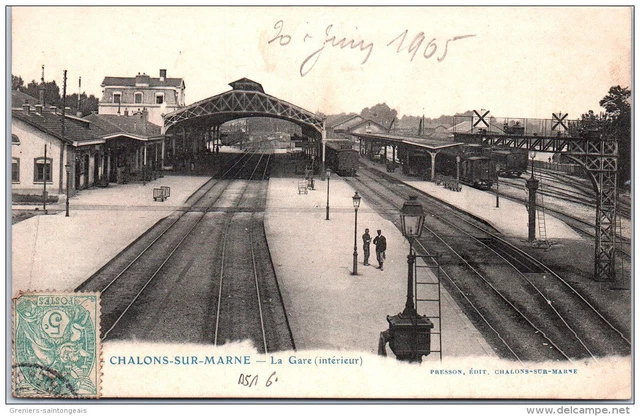 51 CHALONS SUR MARNE - la gare (interieur).