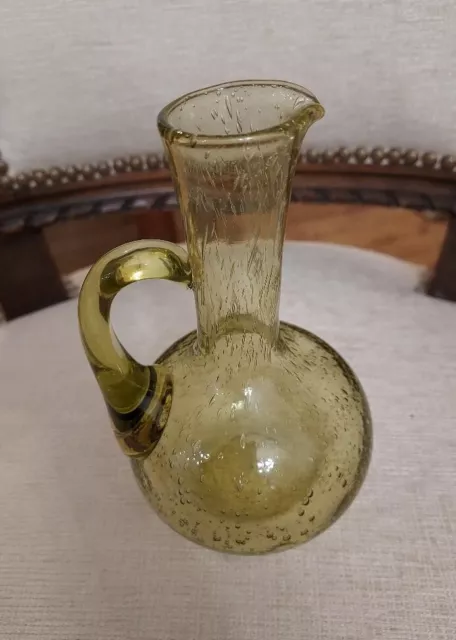 Ancienne Paire De Jolies Carafes Vertes En Verre Bulle Hauteur 15 Cm