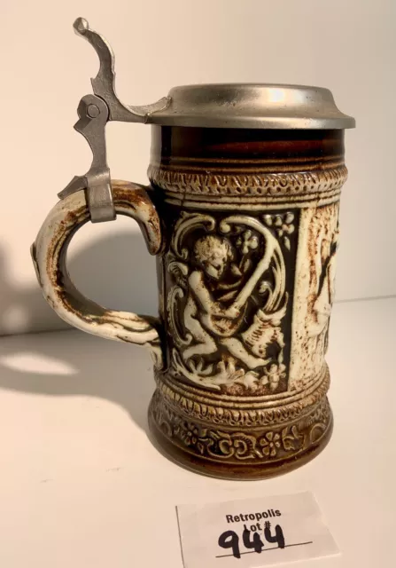 Vtg WILLY NEEF LIDDED GERMAN BEER STEIN