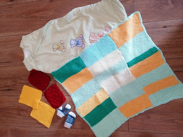 0-6 MONTHS UNISEX CLOTHES BUNDLE swaddle blanket baby sleepingbag teddies square