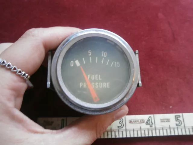 Vintage fuel pressure gauge