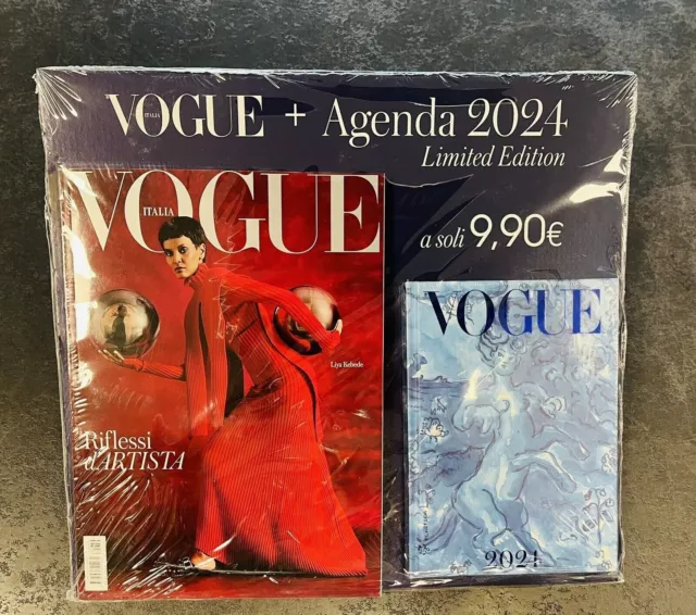 VOGUE ITALIA MAGAZINE Dicembre 2023 AGENDA BLU 2024 Limited Edit