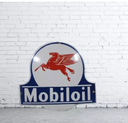 Mobil Oil : Advertising Porcelain Enamel Heavy Metal Sign 24 x 22  S S
