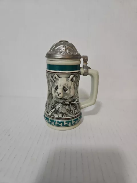 1991 Avon Endangered Species Giant Panda Beer Small Mug Stein with Lid VGC
