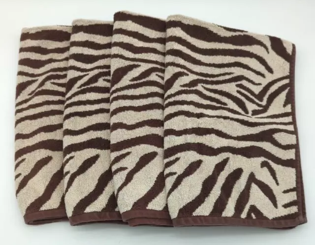 Giraffe print 2025 towels