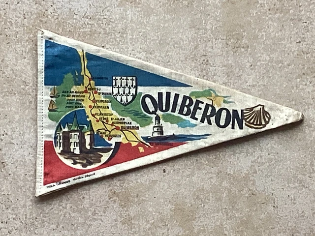 ANCIEN DRAPEAU FANION de la Ville de Montargis France Château Souvenir