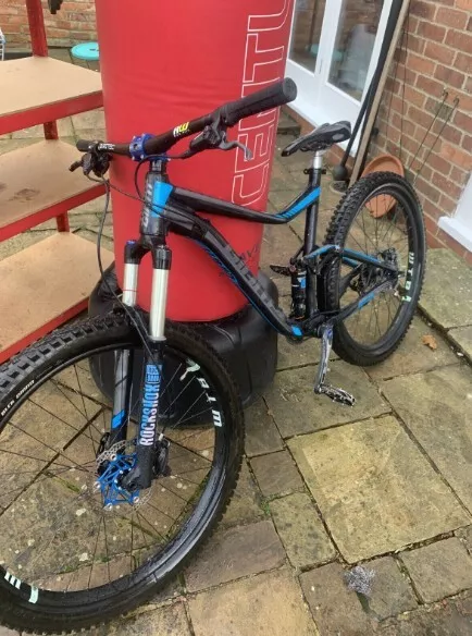 Giant trance dropper sales post