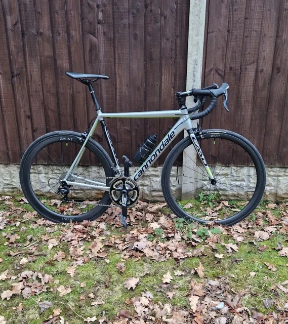 56cm Cannondale CAAD 12 Aluminium Road Bike 105 - light