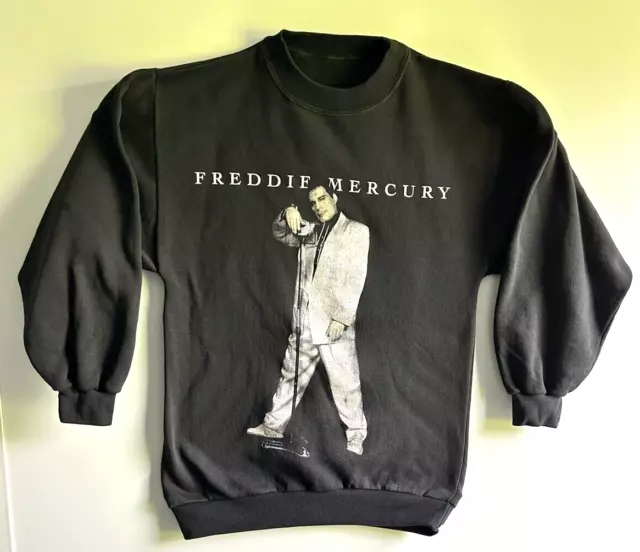 Queen Freddie Mercury Sweat Shirt Offic Int. Fan Club The Great Pretender 1992