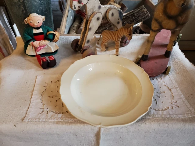 Assiette plate Terre de Fer Faïencerie d'Onnaing-Nord France, modèle